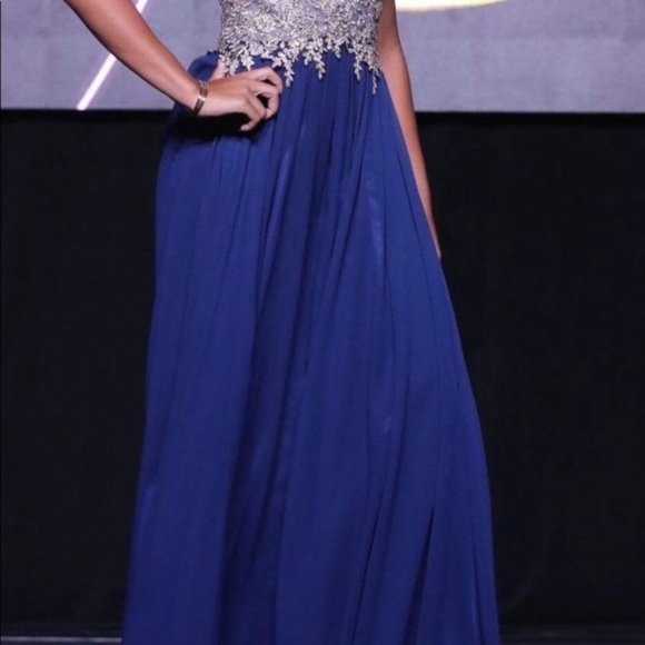 Ball Gown/Pageant or Prom Dress (Navy Blue & Gold) - Picture 3 of 7